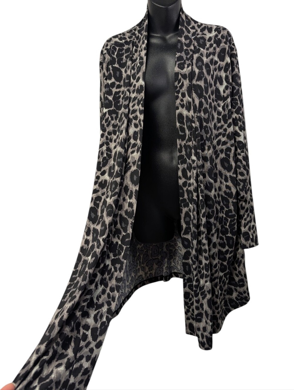 Jessica London Leopard Print Cardigan Sz 26/28 Black Gray Open Front Long Sleeve - Picture 5 of 8